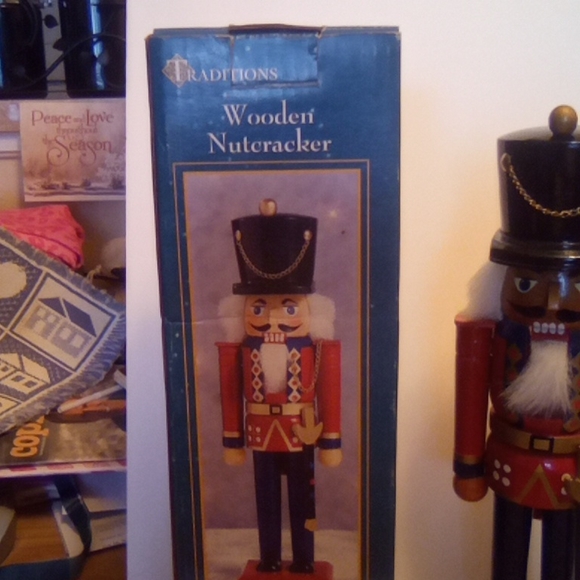 No Longer For Sale Sorry .Vintage Traditions 15" Solid wood nutcracker - Picture 2 of 7